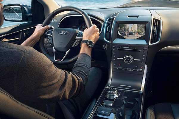 Compare the 2019 Ford Edge
