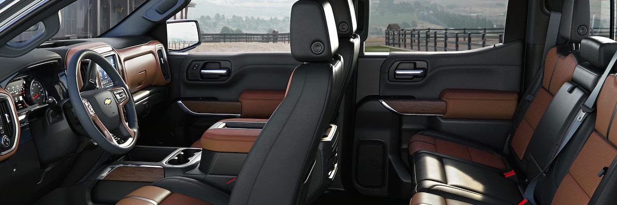 2019 Chevy Silverado Interior & Technology