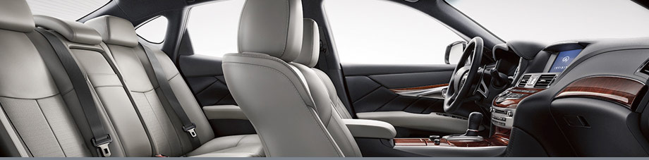 2017 INFINITI Q70 2017 INFINITI Q70