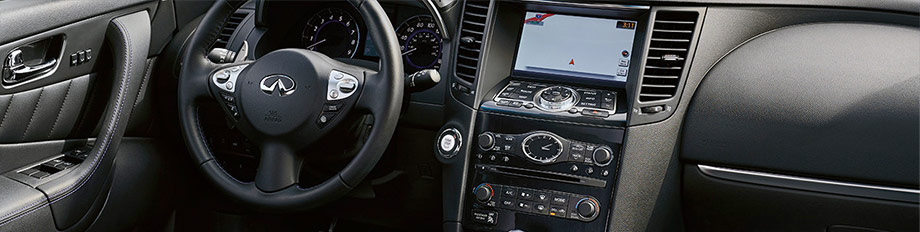 2017 INFINITI QX70 2017 INFINITI QX70